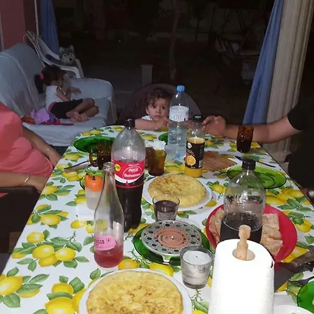 El Mirador Ii Homestay *